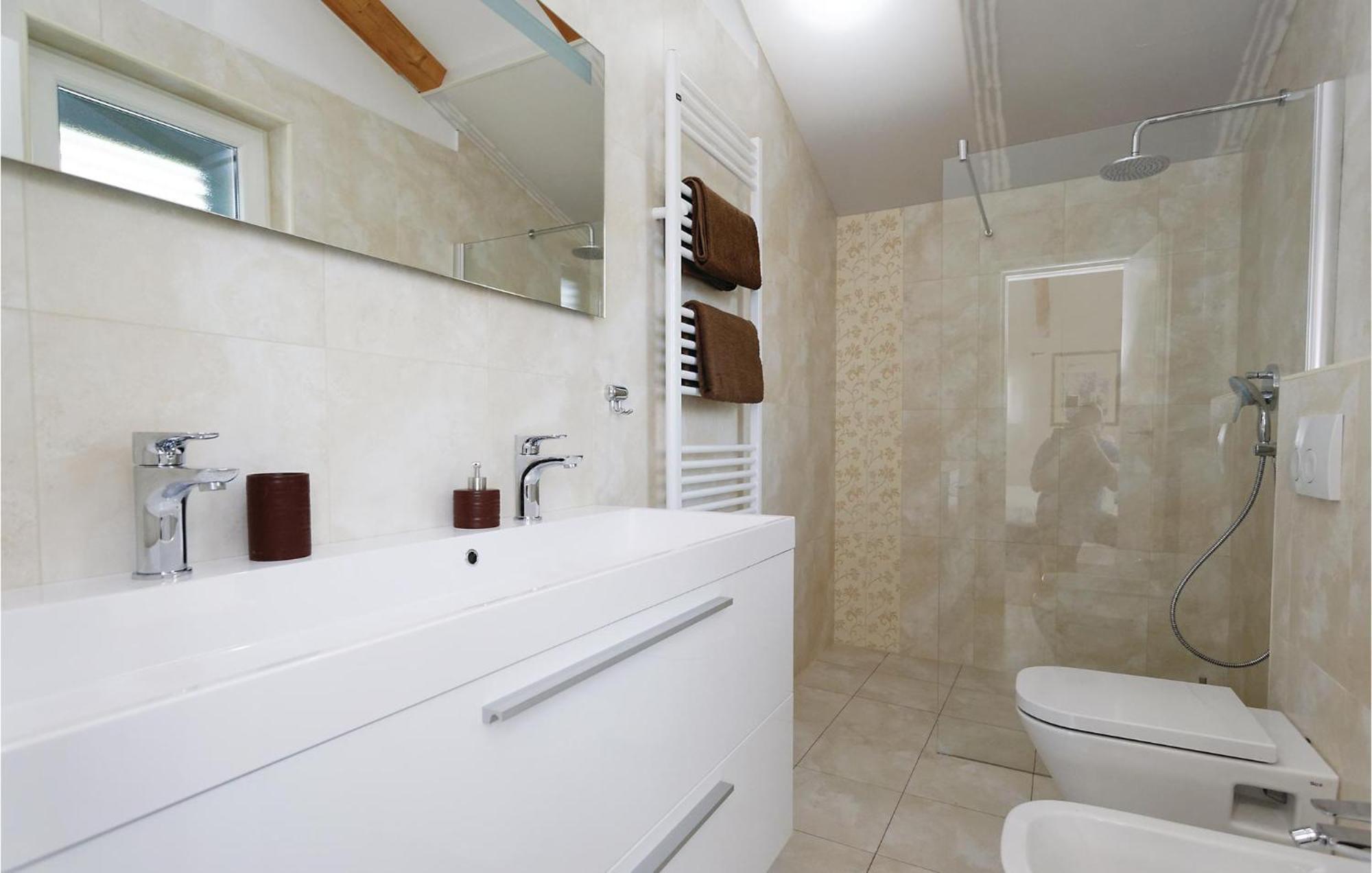 Lovely Home In Sibenik With Wifi Εξωτερικό φωτογραφία